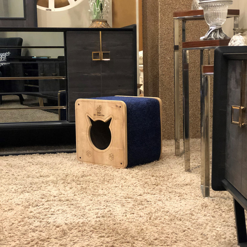 Woofy Pet | Catsy | Katzenhaus mit kratzfestem Teppich-PetsFinest